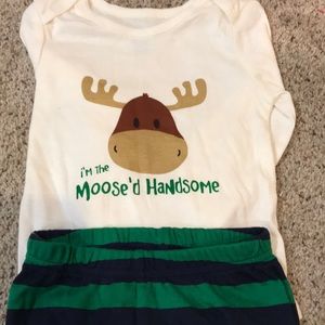 9-12 mo Moose’d Handsome Set with HAT!
